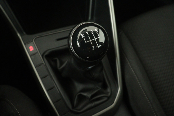 Volkswagen Polo 1.0 TSI Highline (CRUISE CONTROL ADAPTIEF, NAVIGATIE, CARPLAY)