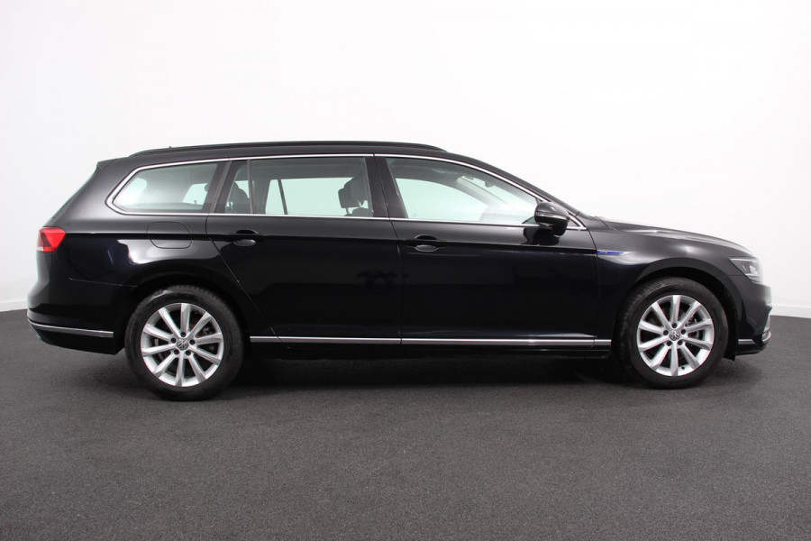 Volkswagen Passat Variant 1.4 TSI PHEV GTE | Adaptive Cruise Control | Lane Assist | Keyless Go | Navigatie | Camera | Massage Stoel |