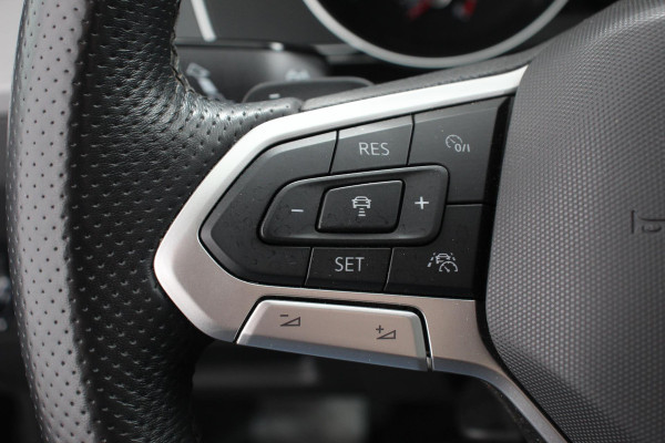 Volkswagen Passat Variant 1.4 TSI PHEV GTE | Adaptive Cruise Control | Lane Assist | Keyless Go | Navigatie | Camera | Massage Stoel |