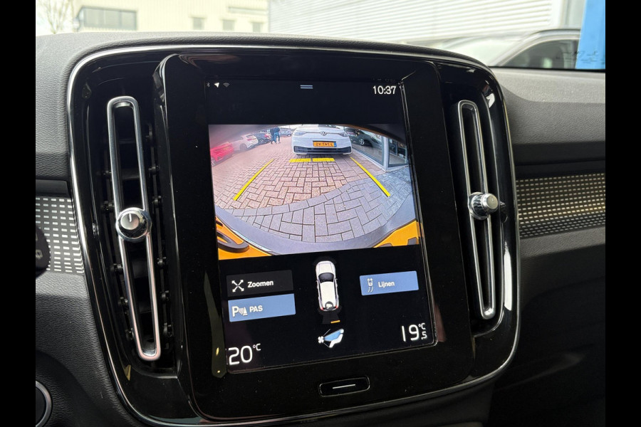 Volvo XC40 1.5 T5 Recharge R-Design PHEV 262pk | Parking pack | Navi | Camera |