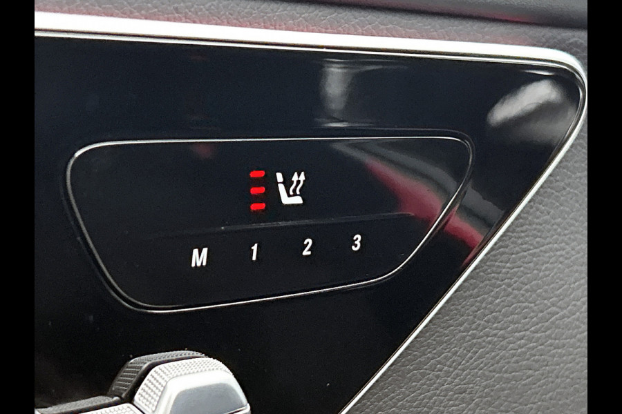 Mercedes-Benz C-Klasse Estate 300 e AMG Plug-In Hybride AMG Line | Night Pakket | Memory Voorstoelen | Easy-Pack Achterklep | Stuur en Stoelverwarming. Inclusief 24 maanden Mercedes-Benz Certified garantie voor Europa.
