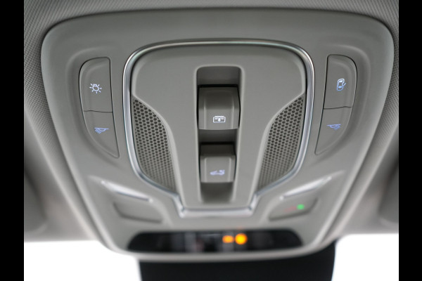 MG EHS 1.5 TGDI Luxury PHEV 258pk Dealer O.H | Trekhaak | Panodak | 360 Camera | Adaptive Cruise | Lederen Sportstoelen Verwarmd | Keyless | Pilot Assist | Blis | Apple Carplay | Virtual | Navigatie | DAB+ | Plug In Hybrid |