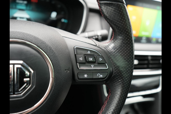 MG EHS 1.5 TGDI Luxury PHEV 258pk Dealer O.H | Trekhaak | Panodak | 360 Camera | Adaptive Cruise | Lederen Sportstoelen Verwarmd | Keyless | Pilot Assist | Blis | Apple Carplay | Virtual | Navigatie | DAB+ | Plug In Hybrid |