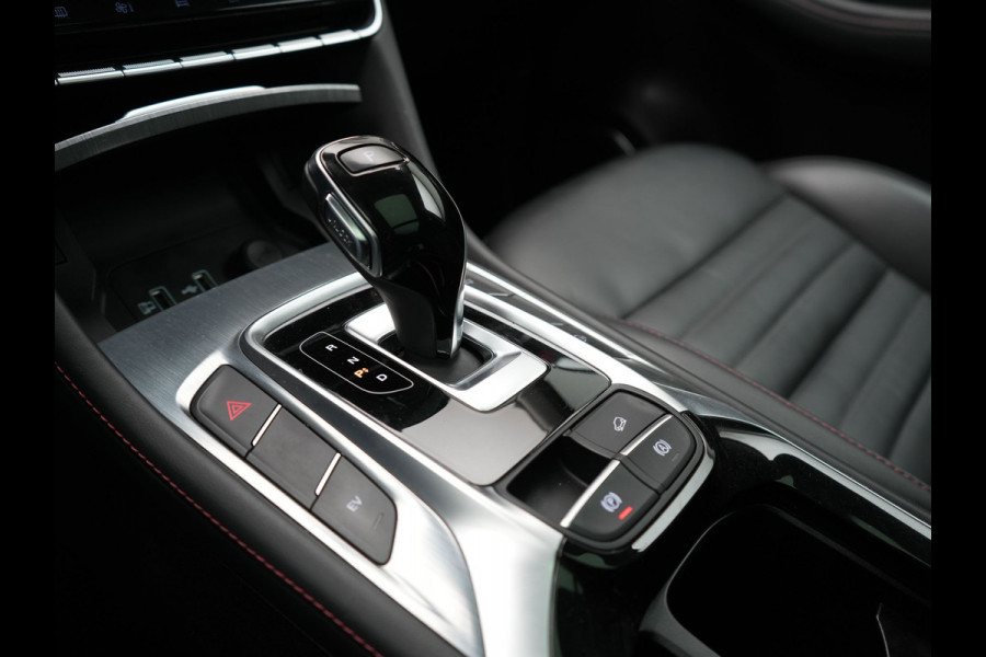 MG EHS 1.5 TGDI Luxury PHEV 258pk Dealer O.H | Trekhaak | Panodak | 360 Camera | Adaptive Cruise | Lederen Sportstoelen Verwarmd | Keyless | Pilot Assist | Blis | Apple Carplay | Virtual | Navigatie | DAB+ | Plug In Hybrid |