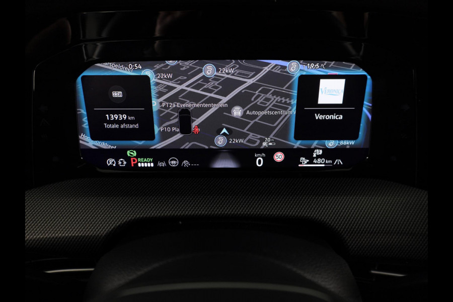 Volkswagen Golf 1.5 eHybrid GTE 272 PK PHEV | Verlengde garantie | 18"LM velgen | Black Style | Sportonderstel | Head up Display | 360 graden camera |