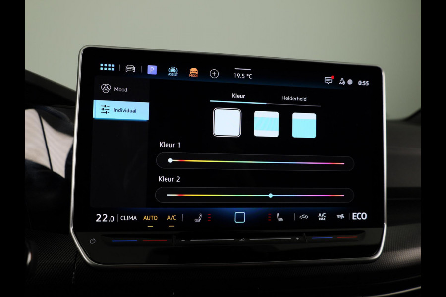 Volkswagen Golf 1.5 eHybrid GTE 272 PK PHEV | Verlengde garantie | 18"LM velgen | Black Style | Sportonderstel | Head up Display | 360 graden camera |