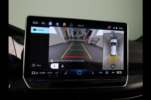 Volkswagen Golf 1.5 eHybrid GTE 272 PK PHEV | Verlengde garantie | 18"LM velgen | Black Style | Sportonderstel | Head up Display | 360 graden camera |