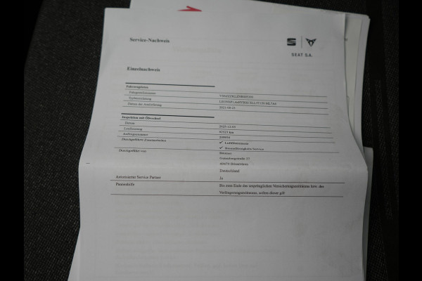 Seat Leon Sportstourer 1.4 TSI eHybrid Xcellence PHEV 204pk Dealer O.H. | Trekhaak Af Fabriek | Camera | Sportstoelen & Stuur Verwarmd | Keyless | Virtual | Navigatie | DAB | Plug In Hybrid |