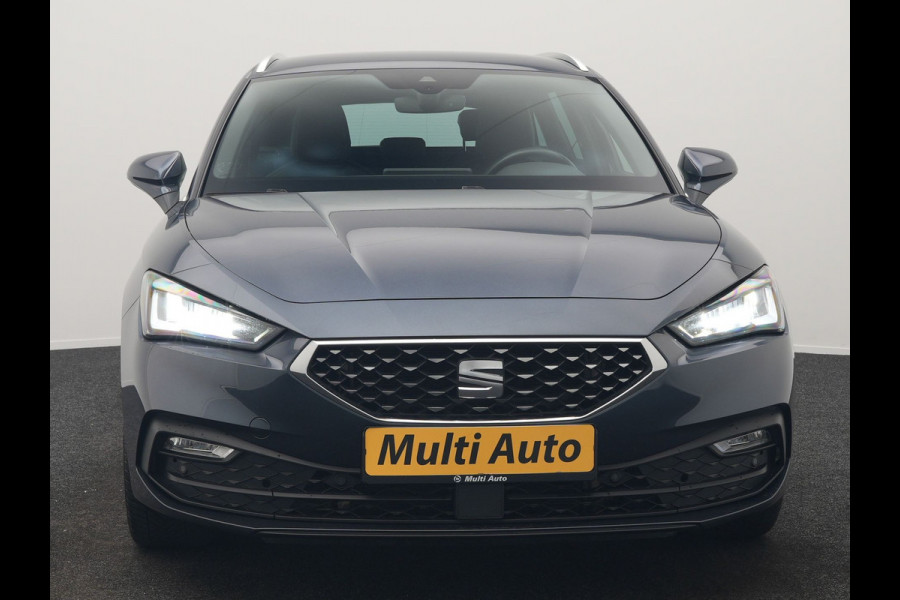 Seat Leon Sportstourer 1.4 TSI eHybrid Xcellence PHEV 204pk Dealer O.H. | Trekhaak Af Fabriek | Camera | Sportstoelen & Stuur Verwarmd | Keyless | Virtual | Navigatie | DAB | Plug In Hybrid |
