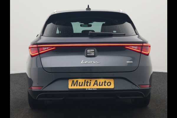 Seat Leon Sportstourer 1.4 TSI eHybrid Xcellence PHEV 204pk Dealer O.H. | Trekhaak Af Fabriek | Camera | Sportstoelen & Stuur Verwarmd | Keyless | Virtual | Navigatie | DAB | Plug In Hybrid |