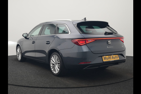 Seat Leon Sportstourer 1.4 TSI eHybrid Xcellence PHEV 204pk Dealer O.H. | Trekhaak Af Fabriek | Camera | Sportstoelen & Stuur Verwarmd | Keyless | Virtual | Navigatie | DAB | Plug In Hybrid |