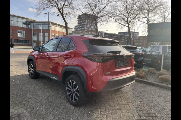 Toyota Yaris Cross 1.5 Hybrid 115 Dynamic Luxury | Apple Carplay & AndroidAUTO | Camera | Stuur- & Stoelverwarming |