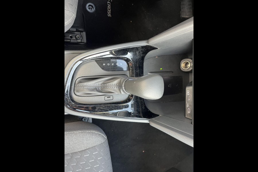 Toyota Yaris Cross 1.5 Hybrid 115 Dynamic Luxury | Apple Carplay & AndroidAUTO | Camera | Stuur- & Stoelverwarming |