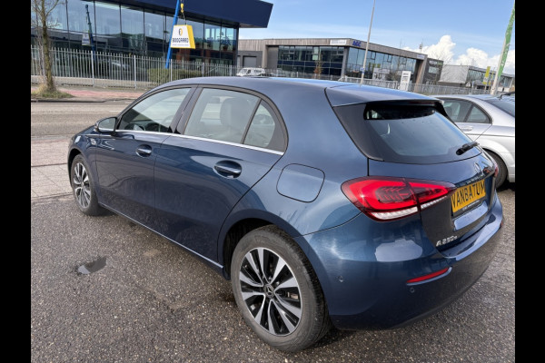 Mercedes-Benz A-Klasse 250 e Premium