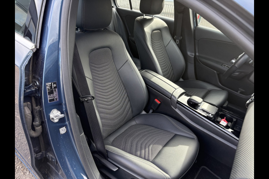 Mercedes-Benz A-Klasse 250 e Premium