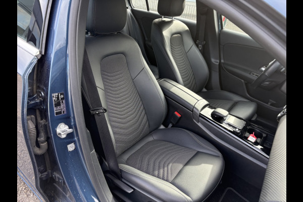 Mercedes-Benz A-Klasse 250 e Premium