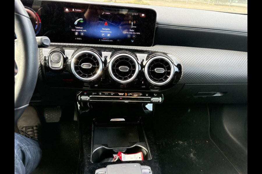 Mercedes-Benz A-Klasse 250 e Premium