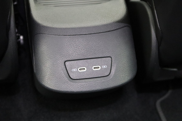 Volkswagen ID.3 Pro S 77 kWh 204 PK, Camera, Keyless, Adap. Cruise Control, Winterpakket