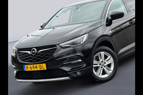 Opel Grandland X 1.2 Turbo Business Executive, achteruitrijcamera,trekhaak, 1/2 lederen sportinterieur, 1 e eigenaar, NL auto