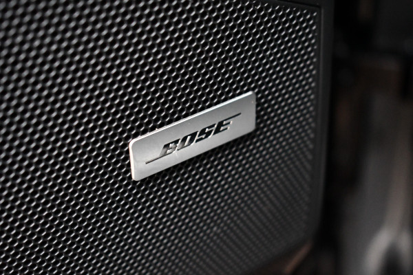 Porsche Cayenne 3.0 Pano Chrono+Sport Trekh Luchtv 21inch BOSE Sfeer