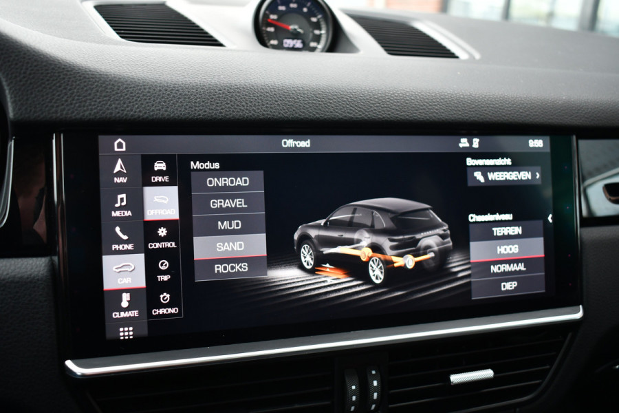 Porsche Cayenne 3.0 Pano Chrono+Sport Trekh Luchtv 21inch BOSE Sfeer