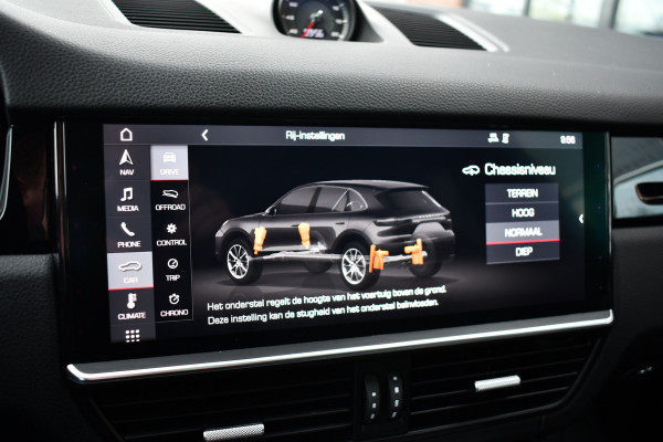 Porsche Cayenne 3.0 Pano Chrono+Sport Trekh Luchtv 21inch BOSE Sfeer