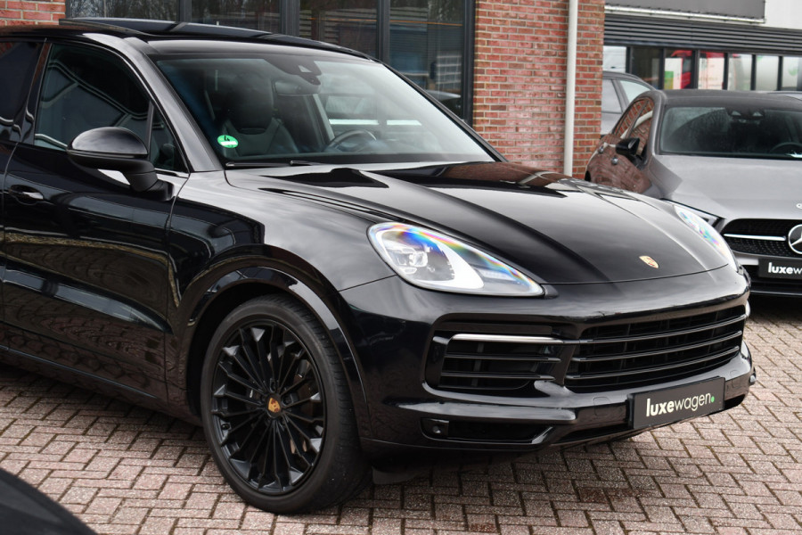 Porsche Cayenne 3.0 Pano Chrono+Sport Trekh Luchtv 21inch BOSE Sfeer