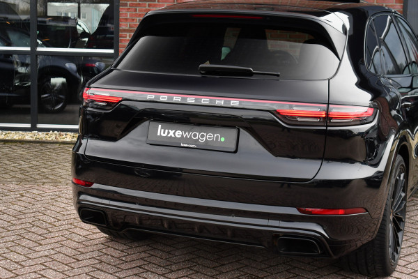 Porsche Cayenne 3.0 Pano Chrono+Sport Trekh Luchtv 21inch BOSE Sfeer