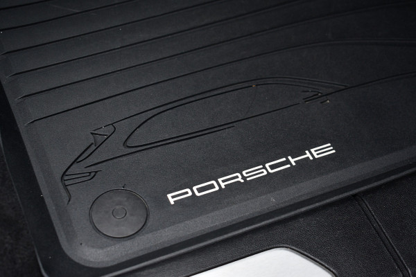 Porsche Cayenne 3.0 Pano Chrono+Sport Trekh Luchtv 21inch BOSE Sfeer