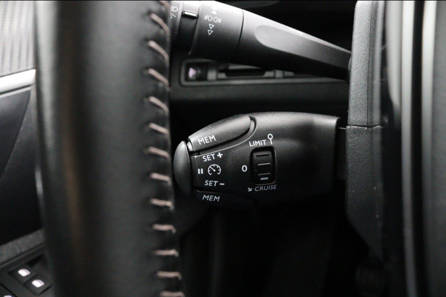 Peugeot 3008 1.2 *130PK*CARPLAY*ECC*CRUISE*NAVI*CAMERA*