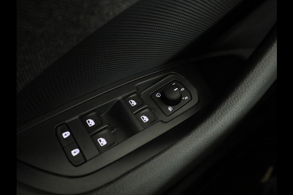 Škoda Kodiaq Business Edition Plus PHEV 1.5 TSI 204 pk 6 versn. DSG | Light & view | Getint glas | Trekhaak wegklapbaar