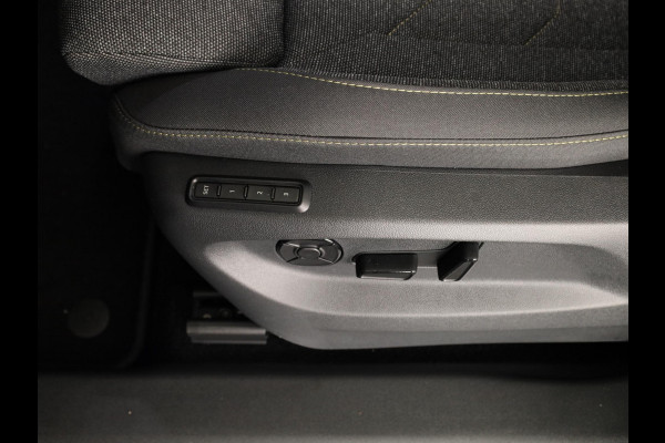 Škoda Kodiaq Business Edition Plus PHEV 1.5 TSI 204 pk 6 versn. DSG | Light & view | Getint glas | Trekhaak wegklapbaar