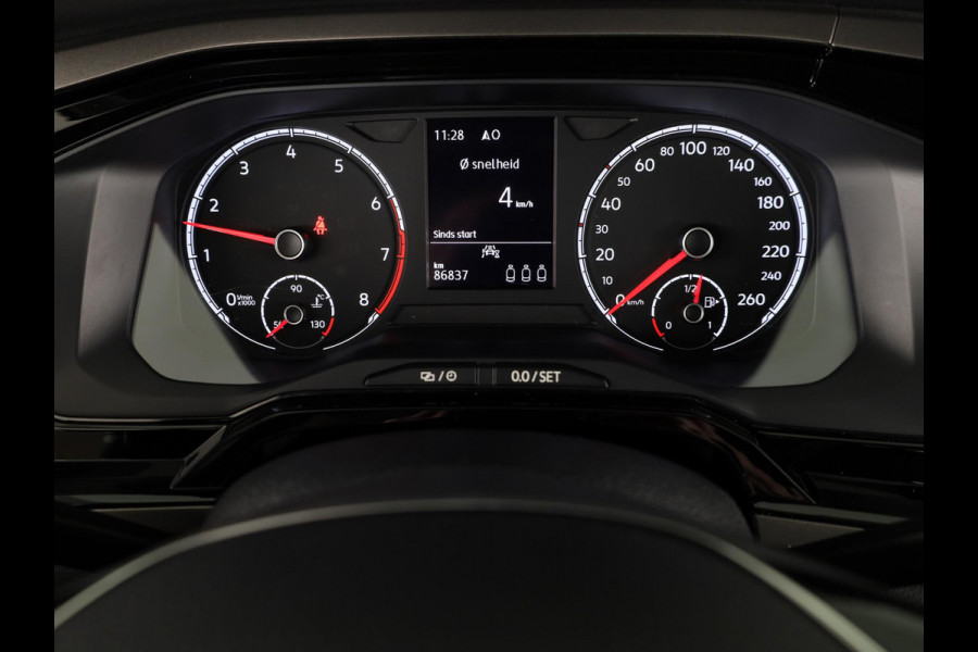 Volkswagen Polo 1.0 TSI Comfortline Business 95 pk | Navigatie | Parkeersensoren | Achteruitrijcamera | Adaptieve cruise control |