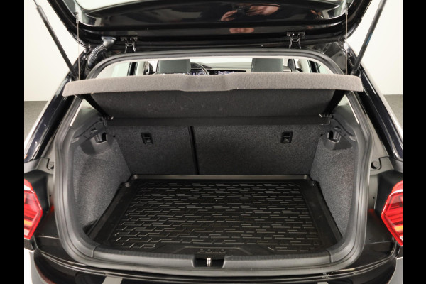 Volkswagen Polo 1.0 TSI Comfortline Business 95 pk | Navigatie | Parkeersensoren | Achteruitrijcamera | Adaptieve cruise control |