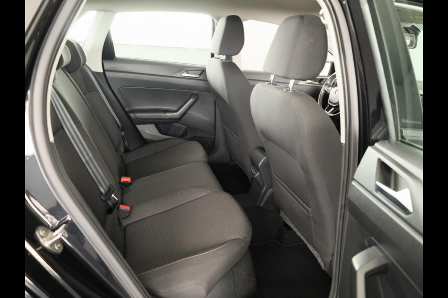 Volkswagen Polo 1.0 TSI Comfortline Business 95 pk | Navigatie | Parkeersensoren | Achteruitrijcamera | Adaptieve cruise control |