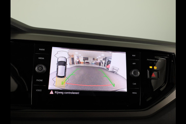 Volkswagen Polo 1.0 TSI Comfortline Business 95 pk | Navigatie | Parkeersensoren | Achteruitrijcamera | Adaptieve cruise control |