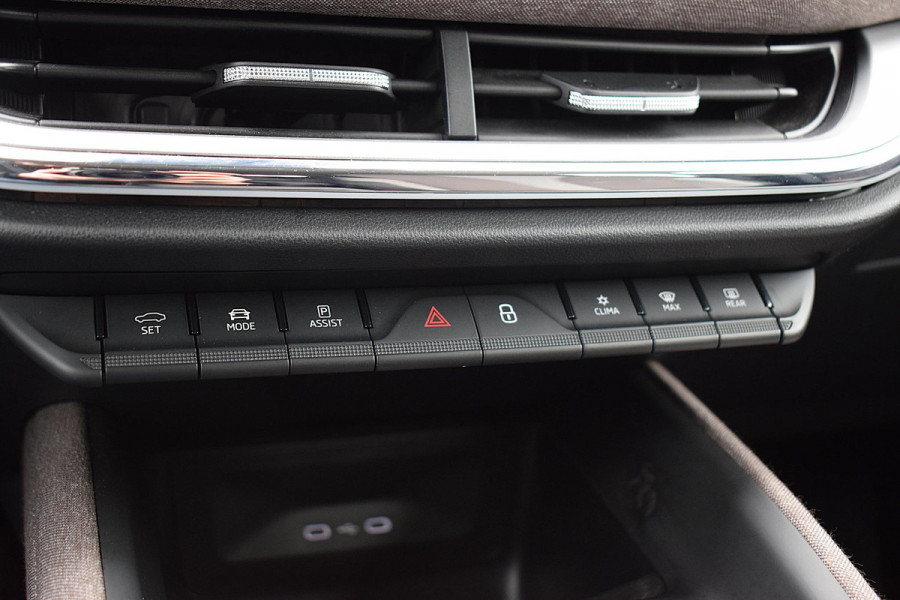 Škoda ENYAQ iV 60 First Edition | SOH: 93,3% | Stuur- en Stoelverw. | Camera | 21” LM