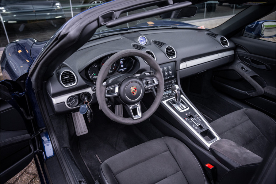 Porsche 718 Spyder 4.0 (420pk) ** PCCB Ceramic ** PDLS+ ** AppleCarplay ** PVTS ** Sport Chrono Sportstoelen Plus ** PTV ** Sportuitlaat