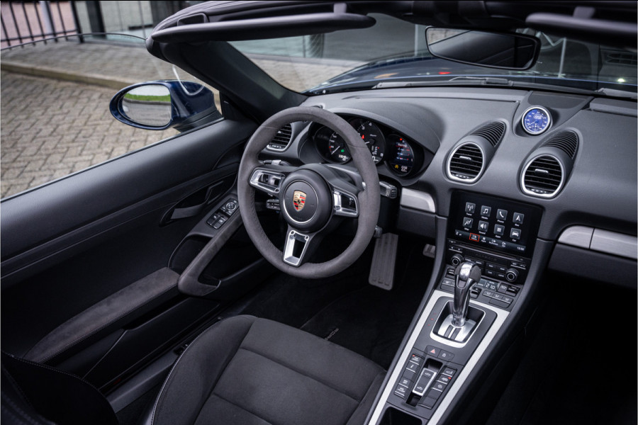 Porsche 718 Spyder 4.0 (420pk) ** PCCB Ceramic ** PDLS+ ** AppleCarplay ** PVTS ** Sport Chrono Sportstoelen Plus ** PTV ** Sportuitlaat