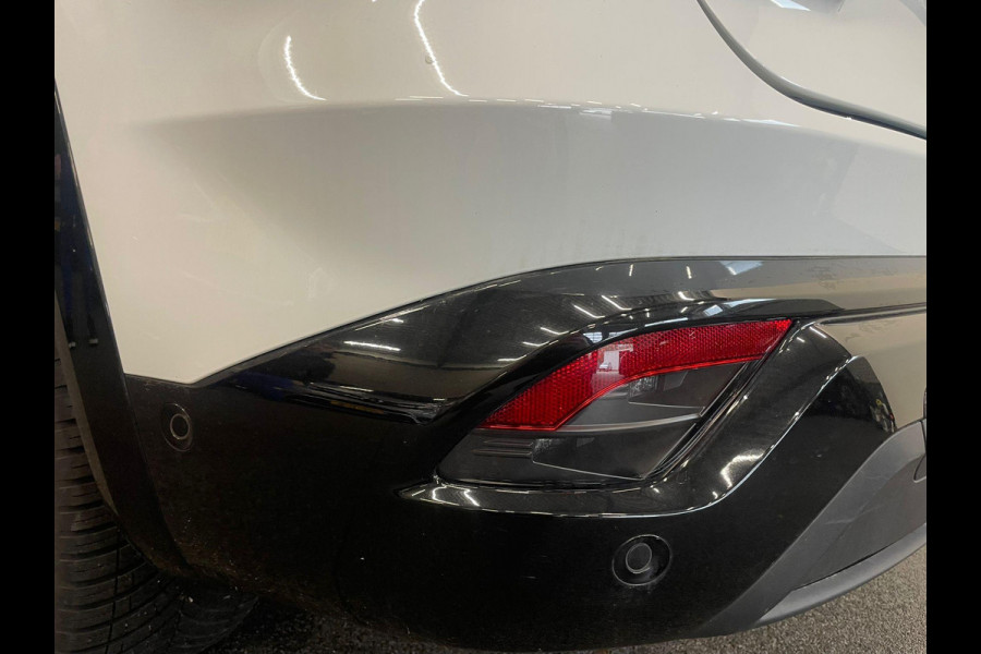 Renault Austral 1.3 MHEV Aut. 160pk Techno Airco ECC Navi Carplay PDC VA + Camera 19" LM Velgen Cruise Control