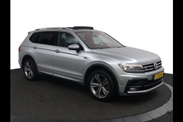 Volkswagen Tiguan Allspace 1.5 TSI R-LINE*AUTOM*PANO*NAVI*HAAK*CAM*CARPLAY