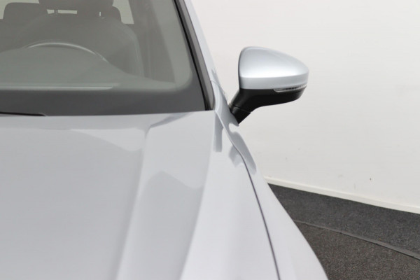 Volkswagen Tiguan Allspace 1.5 TSI R-LINE*AUTOM*PANO*NAVI*HAAK*CAM*CARPLAY