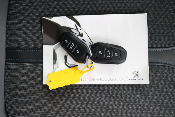 Peugeot 3008 1.2*FACELIFT*ALLURE*CARPLAY*130PK*ECC*NAVI*CAMERA*