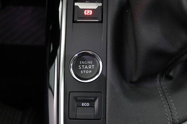 Peugeot 3008 1.2*FACELIFT*ALLURE*CARPLAY*130PK*ECC*NAVI*CAMERA*