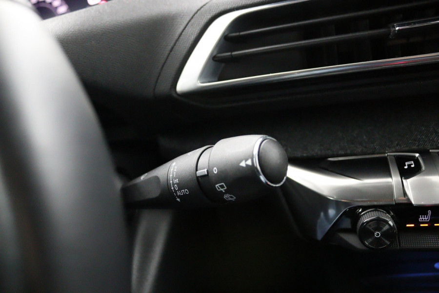 Peugeot 3008 1.2*FACELIFT*ALLURE*CARPLAY*130PK*ECC*NAVI*CAMERA*