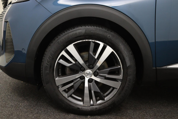 Peugeot 3008 1.2*FACELIFT*ALLURE*CARPLAY*130PK*ECC*NAVI*CAMERA*