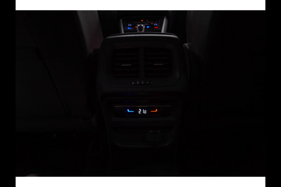 Volkswagen Tiguan 2.0 TSI 4M Alcantara leer Virtual 360 PDC Climate voor & achter Stuurverwarming LM velgen BTW auto