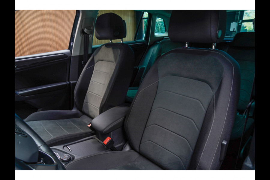 Volkswagen Tiguan 2.0 TSI 4M Alcantara leer Virtual 360 PDC Climate voor & achter Stuurverwarming LM velgen BTW auto