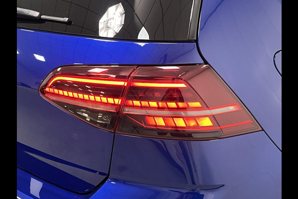 Volkswagen Golf *4Motion R*DYNAUDIO*440PK*AKRA*PANO*MAXTON*ACC*CAM