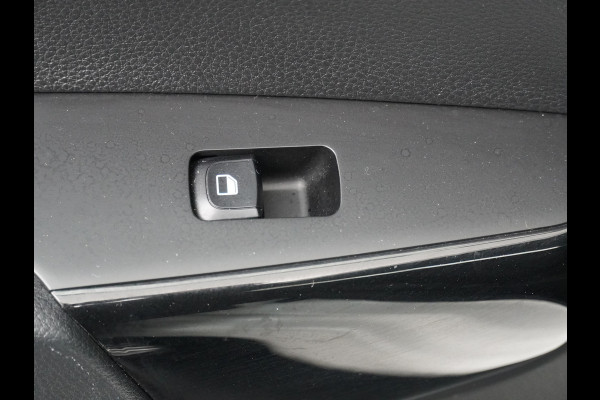 Kia Picanto 1.0 DPi DynamicLine - Cruise Control - Airco - Apple CarPlay/Android Auto- Bluetooth - Fabrieksgarantie tot 05-2030